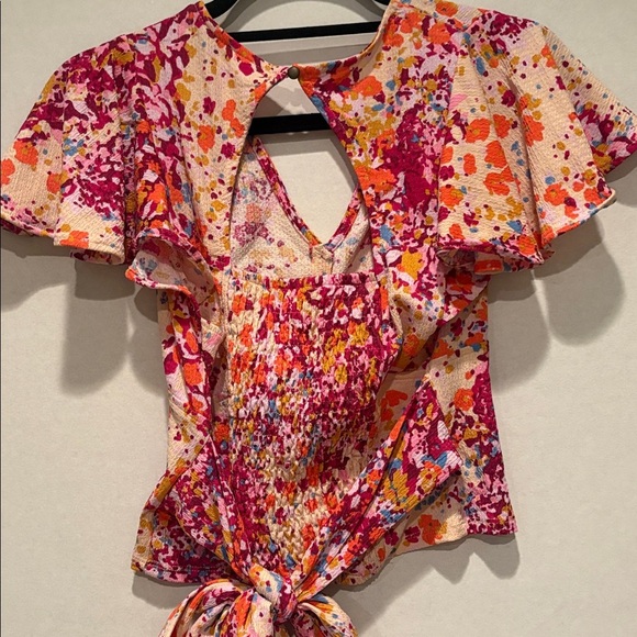 Anthropologie By Anthropologie V-Neck Flutter Hem Top Blouse. Small. Floral.NWT. - Picture 11 of 16